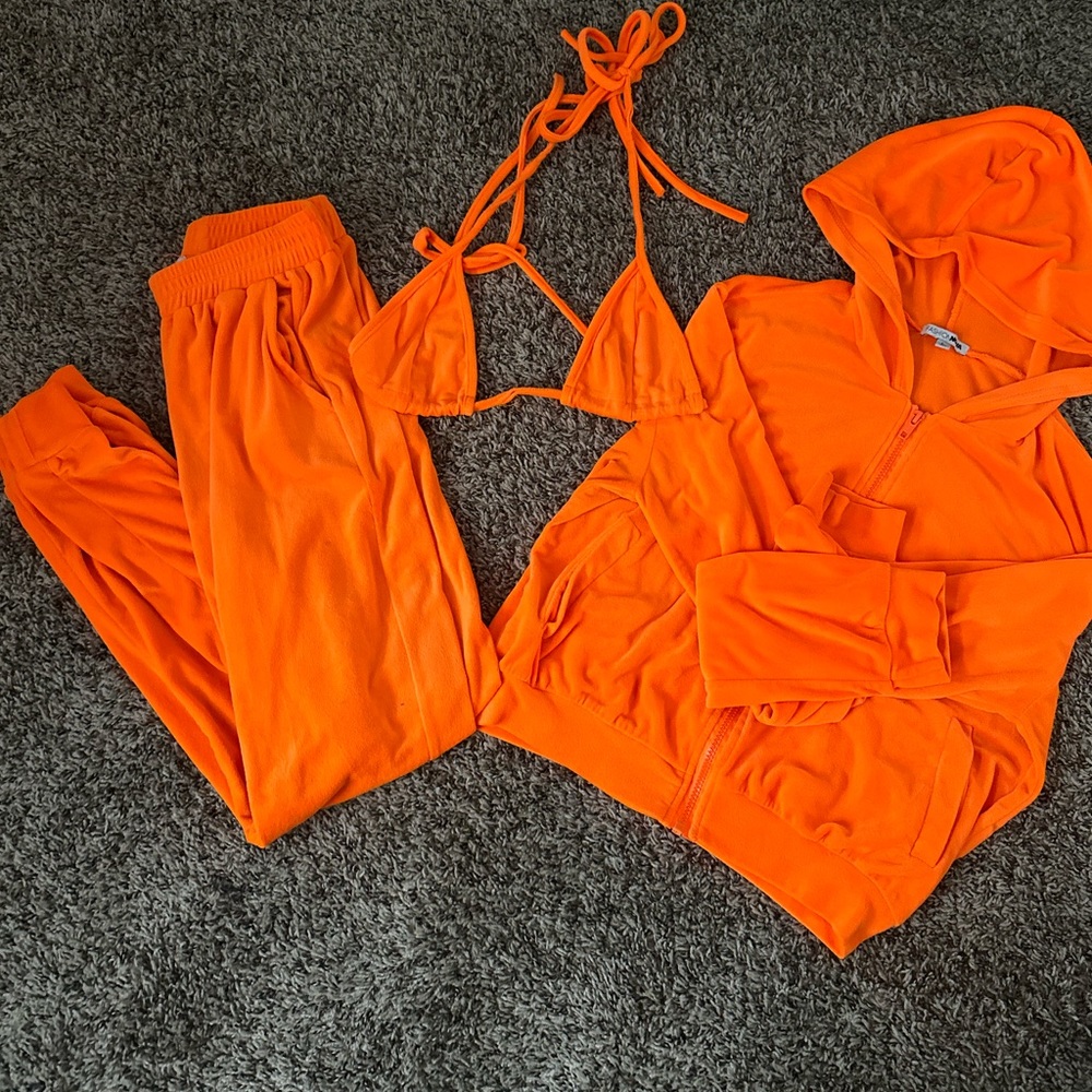 Orange fashion nova jogger set